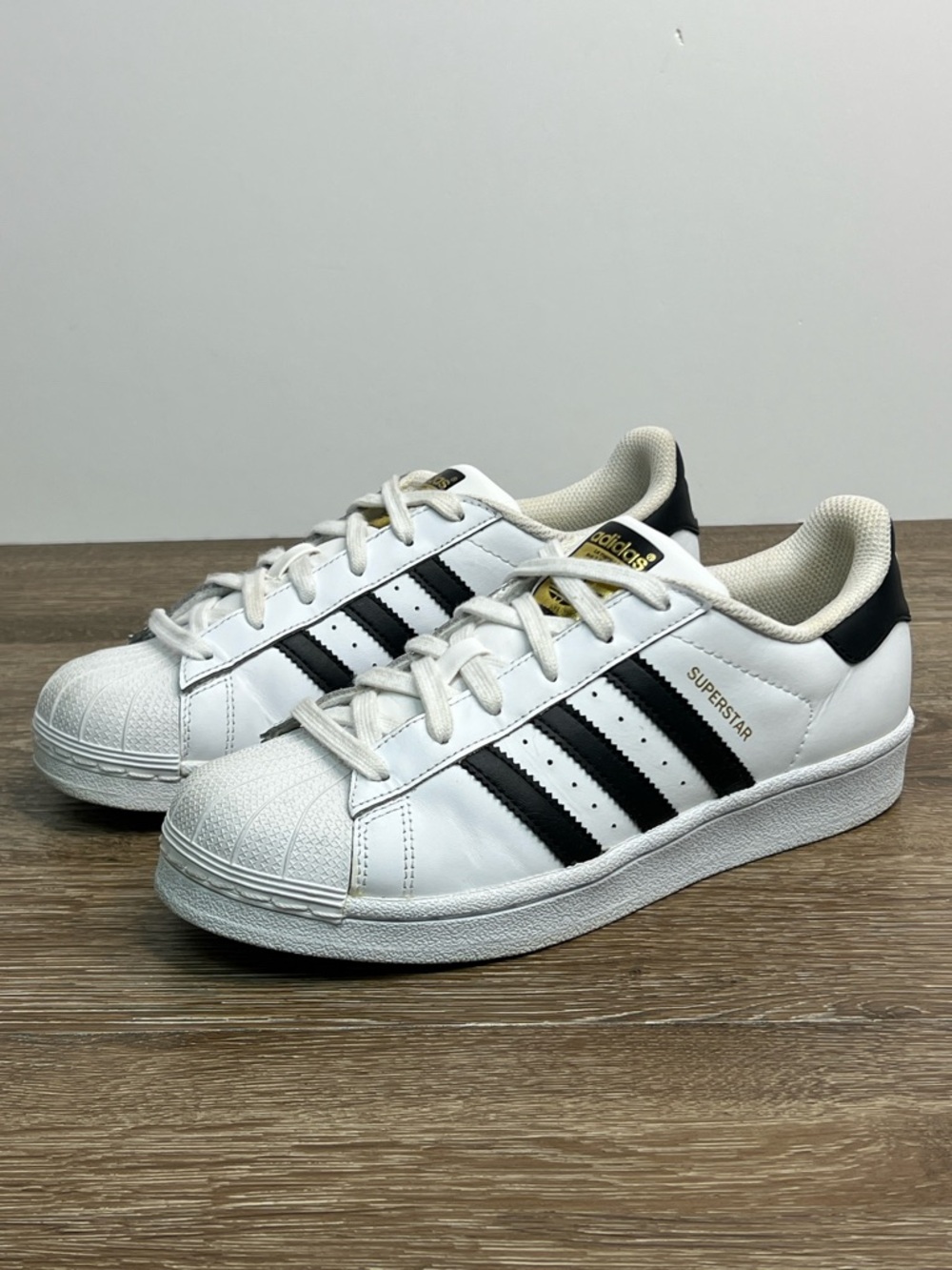 Adidas Superstar White Black Stripe Shell Toe Sneakers Size 6
